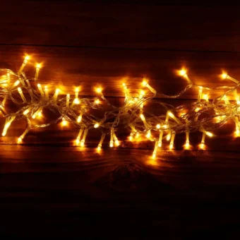 Guirnalda LIRA en forma curva iluminada